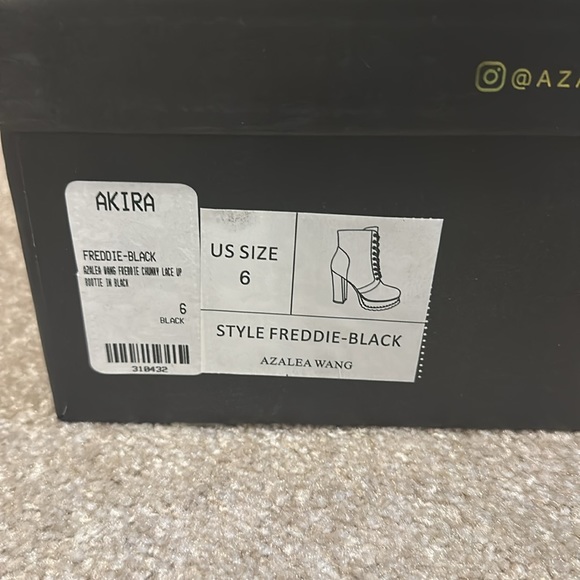 Freddie black azalea wang ankle booties. Not real leather (pu) - Picture 5 of 6